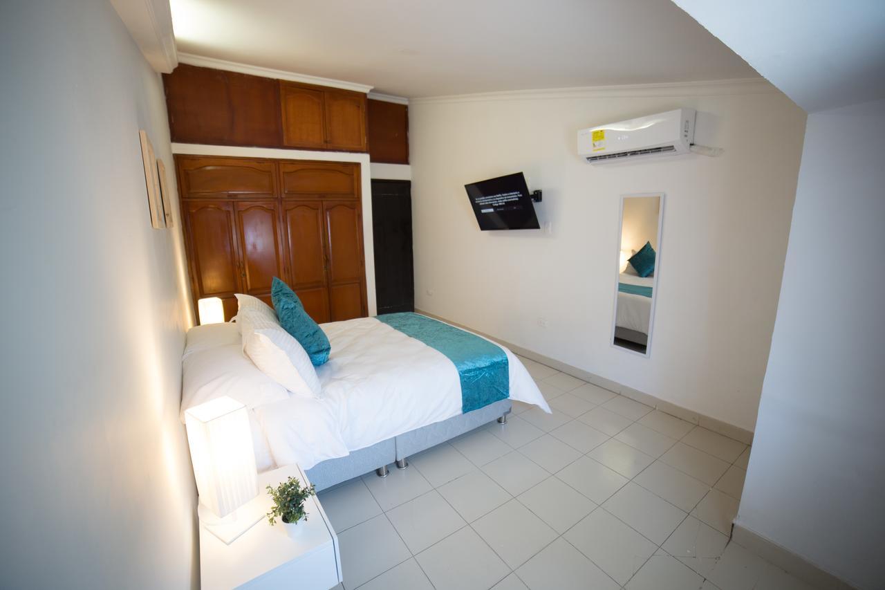Pensión Suites Bahia 3*