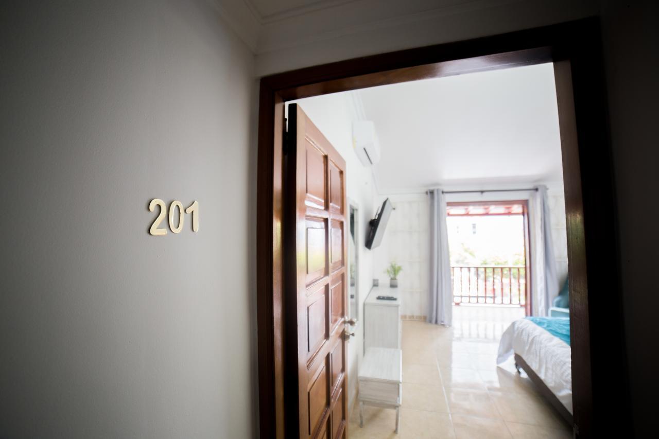 Pensión Suites Bahia